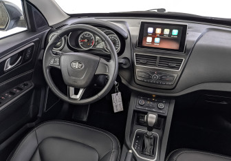 Подержанный автомобиль FAW Besturn X40 2021 года (28 фото)