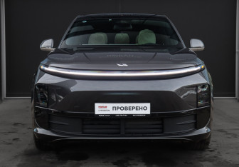 Подержанный автомобиль LiXiang L6 2024 года (2 фото)