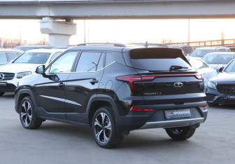 Подержанный автомобиль Москвич 3 2024 года (7 фото)