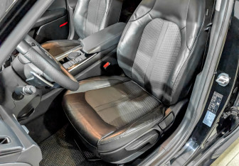 Подержанный автомобиль Hyundai Sonata 2020 года (20 фото)