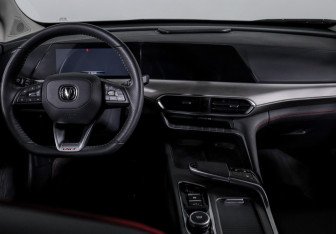 Подержанный автомобиль Changan UNI-T 2023 года (12 фото)