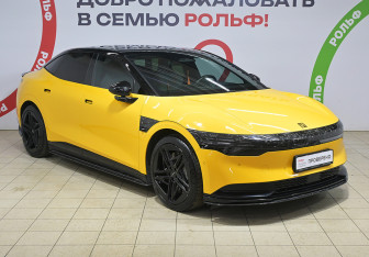 Подержанный автомобиль Zeekr 007 2024 года (3 фото)