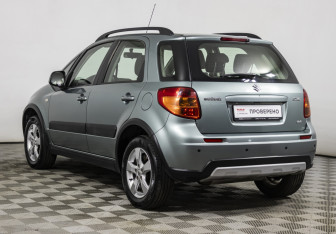 Подержанный автомобиль Suzuki SX4 Hatchback 2011 года (7 фото)
