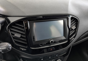 Подержанный автомобиль LADA (ВАЗ) Vesta Wagon 2019 года (26 фото)