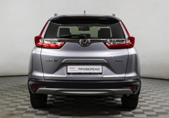 Подержанный автомобиль Honda CR-V 2019 года (6 фото)