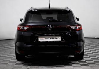 Подержанный автомобиль Renault Megane Wagon 2017 года (6 фото)