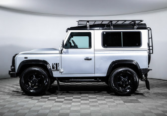 Подержанный автомобиль Land Rover Defender Suv 2008 года (8 фото)