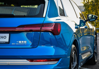 Новый Audi e-tron 2023 (31 фото)