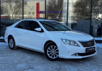 Подержанный автомобиль Toyota Camry Sedan 2012 года (3 фото)