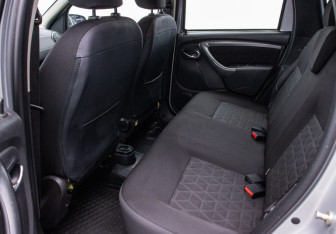 Подержанный автомобиль Renault Duster 2018 года (10 фото)