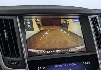 Подержанный автомобиль Infiniti Q60 Coupe 2020 года (28 фото)