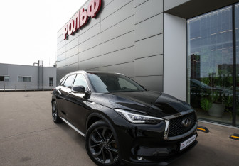 Подержанный автомобиль Infiniti QX50 2018 года (28 фото)