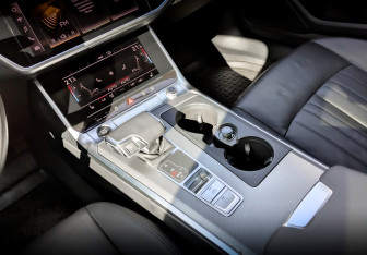 Подержанный автомобиль Audi A6 Sedan 2021 года (26 фото)