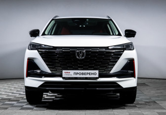 Подержанный автомобиль Changan CS55PLUS 2023 года (2 фото)