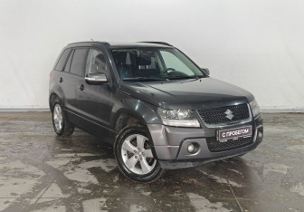 Подержанный автомобиль Suzuki Grand Vitara 2008 года (3 фото)