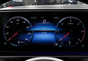 Подержанный автомобиль Mercedes-Benz GLE 2021 года (11 фото)