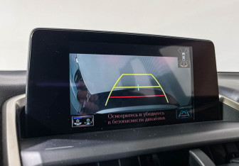 Подержанный автомобиль Lexus NX 2019 года (15 фото)