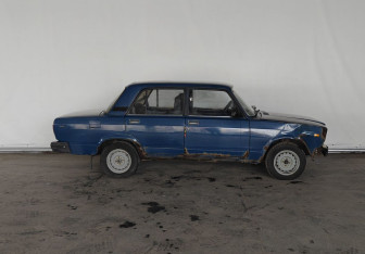 Подержанный автомобиль LADA (ВАЗ) 2107 2002 года (9 фото)