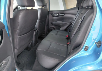 Подержанный автомобиль Nissan Qashqai 2020 года (17 фото)