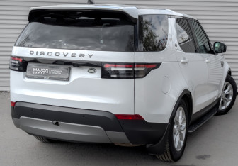 Подержанный автомобиль Land Rover Discovery 2017 года (5 фото)