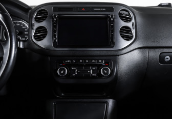 Подержанный автомобиль Volkswagen Tiguan 2013 года (14 фото)