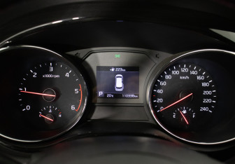 Подержанный автомобиль Kia Carnival 2018 года (13 фото)