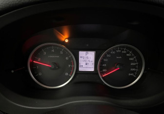 Подержанный автомобиль Subaru Forester Suv 2015 года (12 фото)