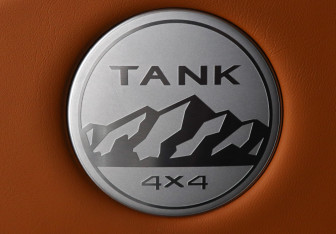 Подержанный автомобиль Tank 700 2025 года (13 фото)