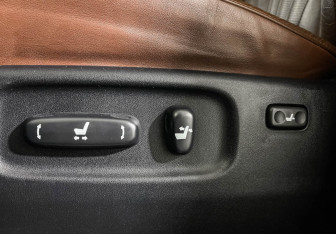 Подержанный автомобиль Toyota Land Cruiser Suv 2019 года (19 фото)