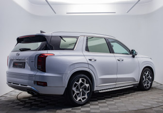Подержанный автомобиль Hyundai Palisade 2020 года (5 фото)