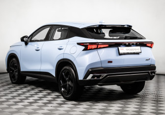 Подержанный автомобиль Omoda C5 2023 года (6 фото)