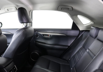 Подержанный автомобиль Lexus NX 2016 года (12 фото)