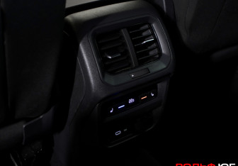 Подержанный автомобиль Volkswagen Tiguan 2021 года (15 фото)