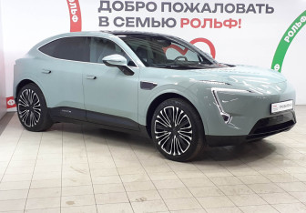 Подержанный автомобиль Avatr 11 2023 года (3 фото)