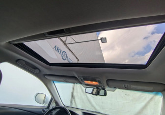 Подержанный автомобиль Lexus RX 2010 года (12 фото)
