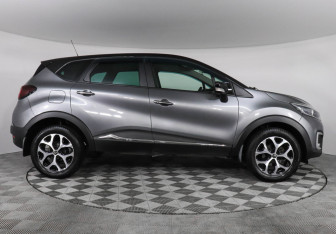 Подержанный автомобиль Renault Kaptur 2018 года (4 фото)