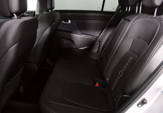 Подержанный автомобиль Kia Sportage 2012 года (9 фото)