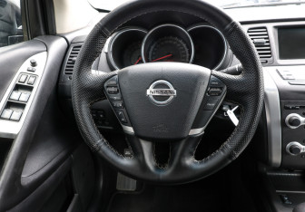 Подержанный автомобиль Nissan Murano Suv 2011 года (17 фото)