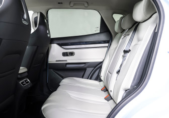 Подержанный автомобиль Jetour Dashing 2023 года (12 фото)