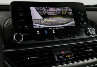 Подержанный автомобиль Honda Accord Sedan 2020 года (18 фото)