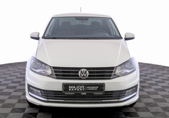 Подержанный автомобиль Volkswagen Polo Sedan 2016 года (2 фото)