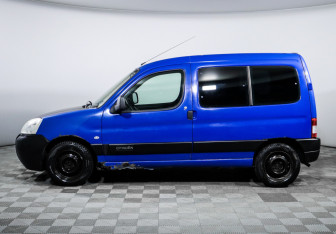 Подержанный автомобиль Citroen Berlingo 2007 года (8 фото)