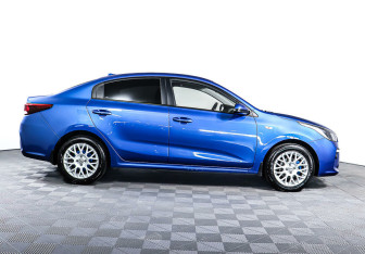 Подержанный автомобиль Kia Rio Sedan 2018 года (4 фото)