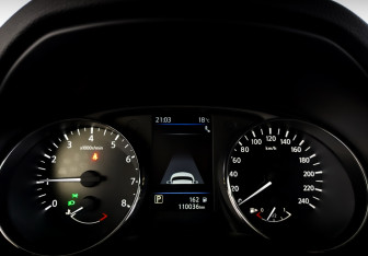 Подержанный автомобиль Nissan X-Trail 2021 года (13 фото)