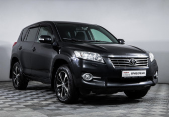Подержанный автомобиль Toyota RAV4 2010 года (3 фото)