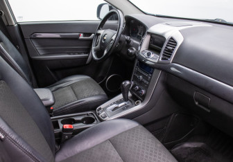 Подержанный автомобиль Chevrolet Captiva 2013 года (9 фото)
