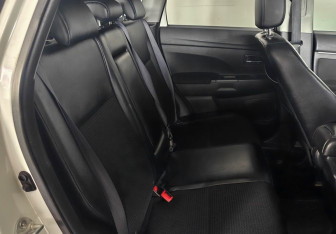 Подержанный автомобиль Citroen C4 Aircross 2012 года (18 фото)