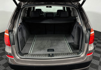 Подержанный автомобиль BMW X3 2014 года (9 фото)
