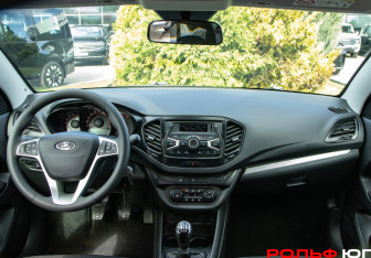 Подержанный автомобиль LADA (ВАЗ) Vesta Wagon 2020 года (10 фото)