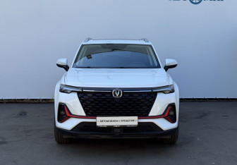 Подержанный автомобиль Changan CS35PLUS 2024 года (2 фото)